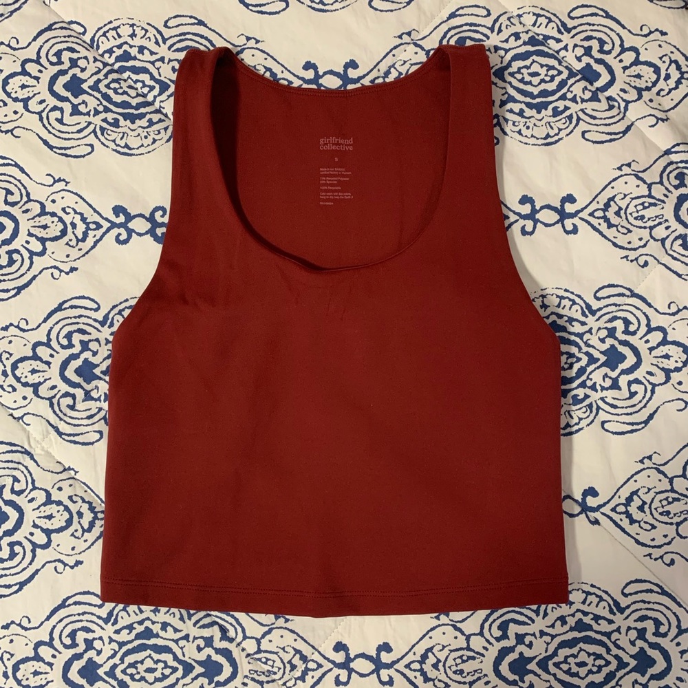 girlfriend collective Bella Scoop Tank - burgundy/red, S